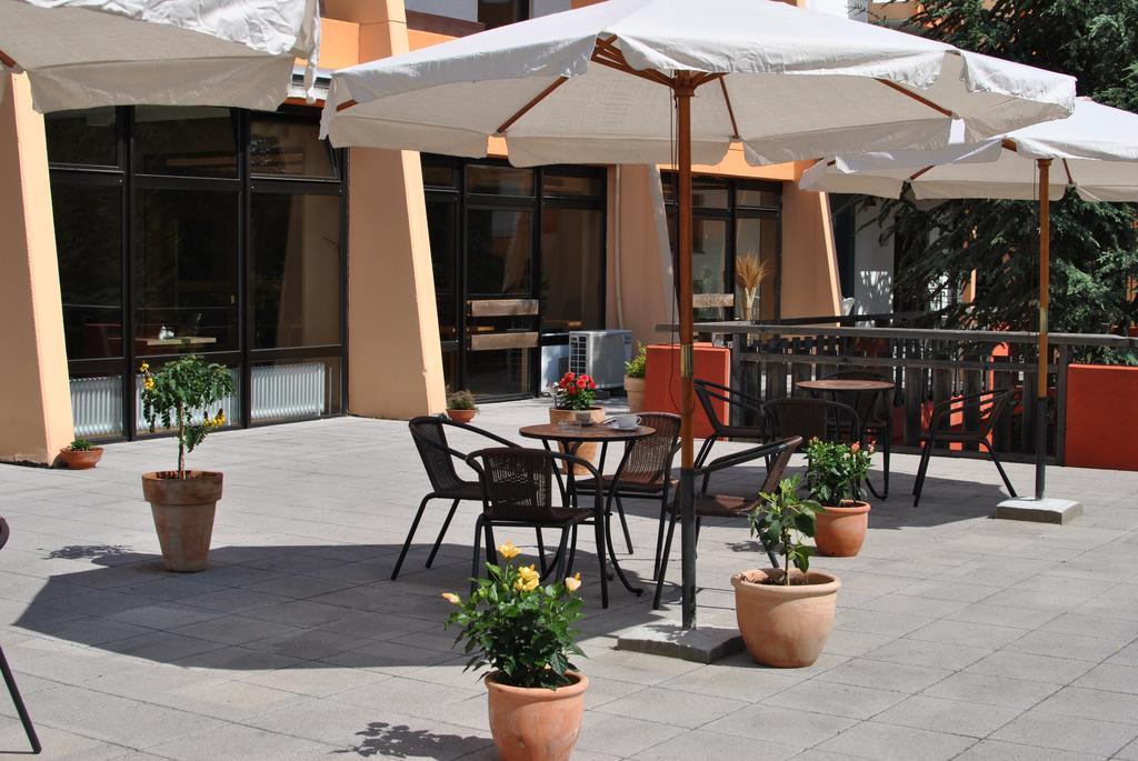 Hotel Arauka Bad Soden-Salmuenster Exterior photo